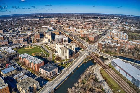 Best Primary Care Physicians Near Me in Des Plaines, IL .